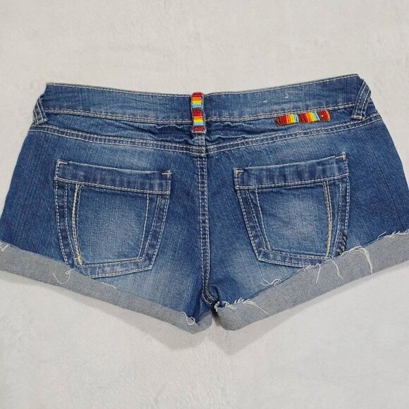YNO ✦ Boho Denim Shorts ✦ Distressed Blue Cutoffs w/ Woven Waistband Sz 7/8 NWOT - Picture 2 of 7